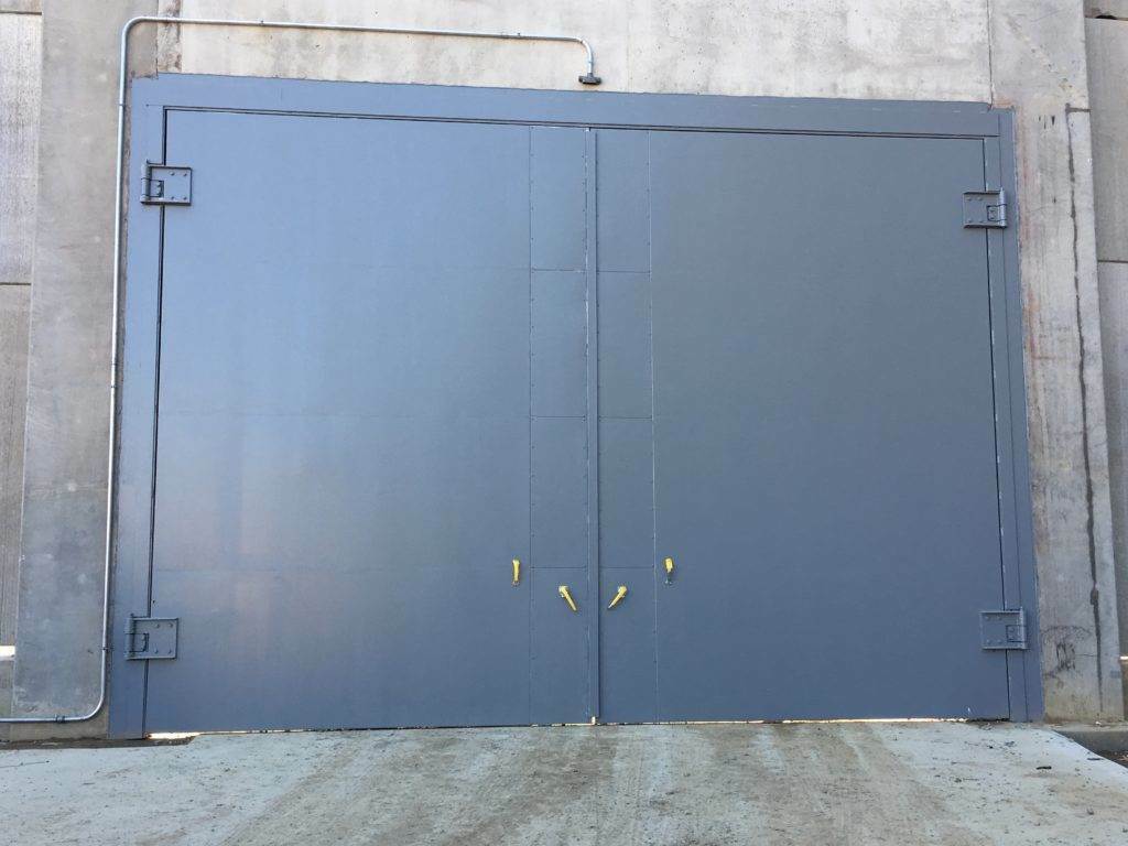 Picture of a Acoustic Bi-Swing Door for a Industrial Plant