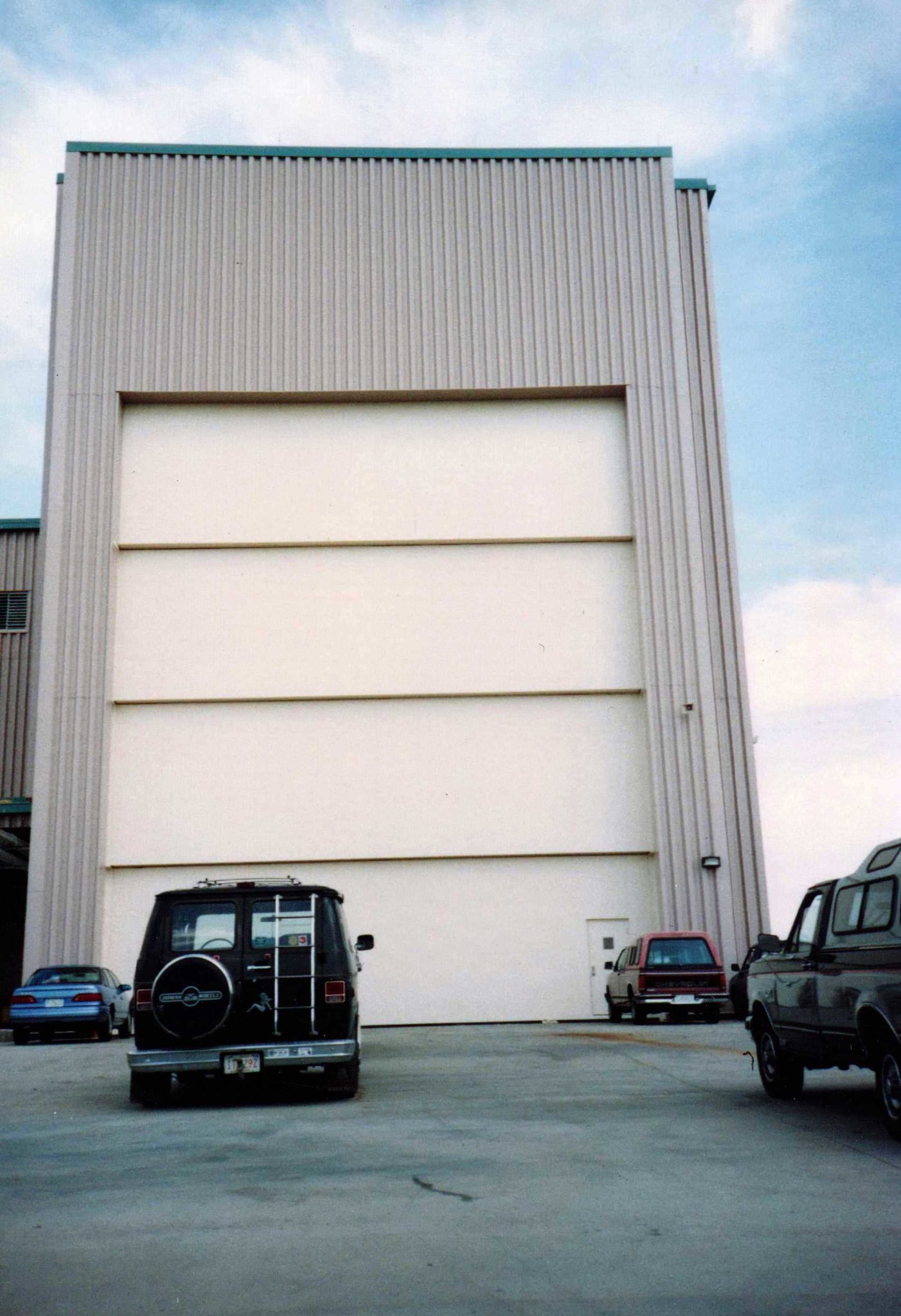 Vertical Lift Doors